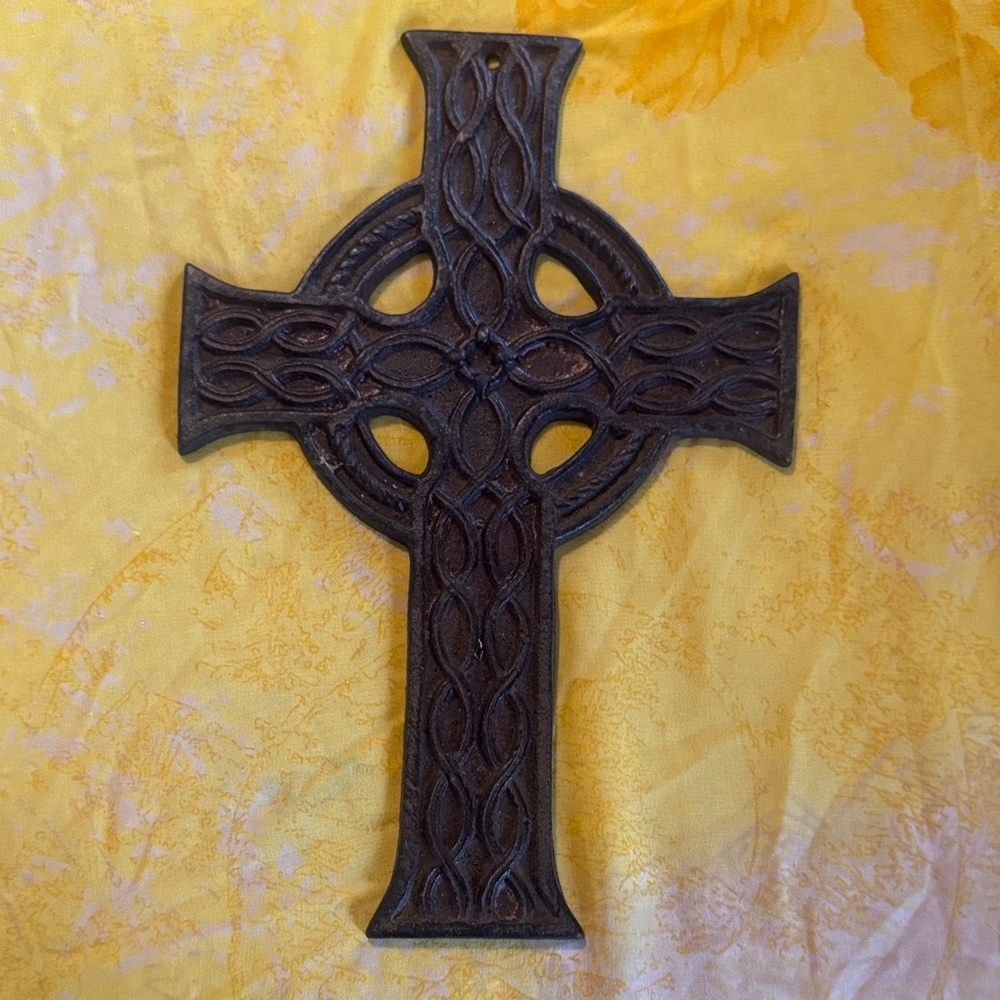 Intricate Brown Celtic Cross Wall Decor